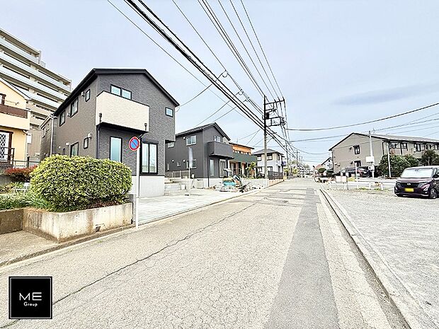 【前面道路含む現地写真】■この道を歩けば、毎日が少し特別になる