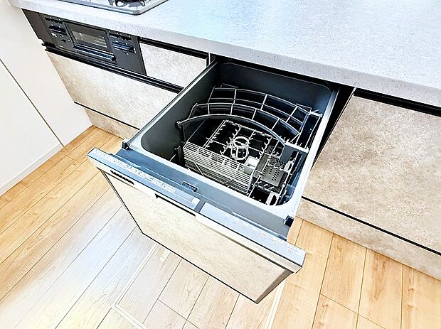 【食洗機】■食後の片づけも食洗器があれば時短に。ご家族との時間を増やせます