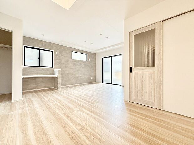 【ダイニング】■ふとした瞬間に幸せを感じる、心地よい場所