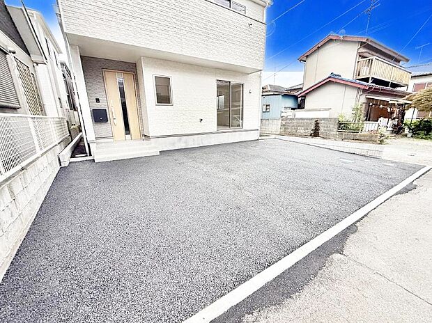 【駐車場】1号棟  ■自宅にカースペースがあると助かります