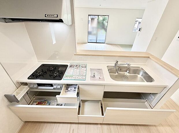 【キッチン】1号棟  ■料理がもっと楽しくなる、快適なキッチン空間