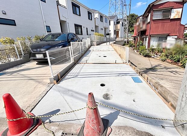 【駐車場】4号棟 ■自宅にカースペースがあると助かります