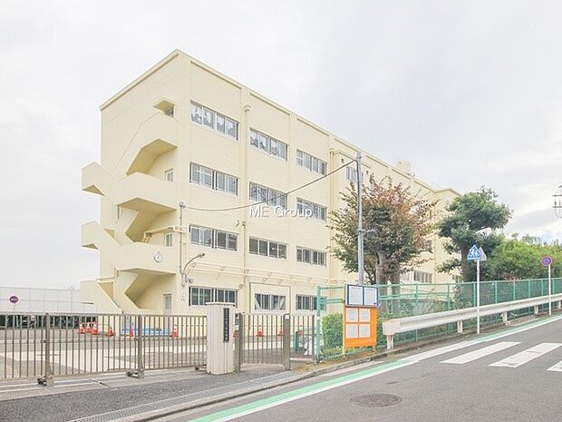 横浜市立小菅ヶ谷小学校(約400m・徒歩5分)