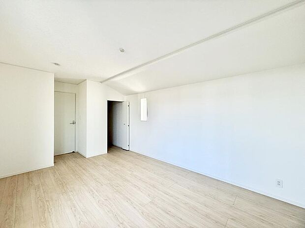 【リビング以外の居室】2号棟 ■機能的で使いやすいお部屋で毎日を快適に