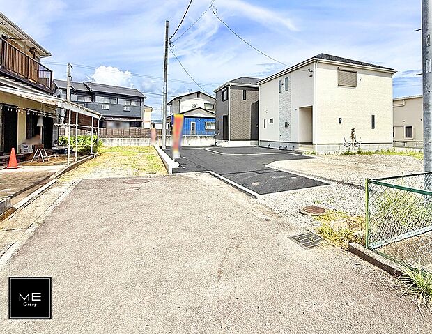 【前面道路含む現地写真】■家族とのお出かけが楽しくなる環境です