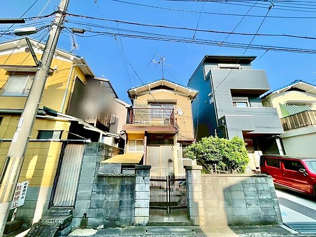 【前道6m!】
お車での送迎サービスも行っておりますので、お気軽にお問い合わせください♪
現地(2025年4月)撮影