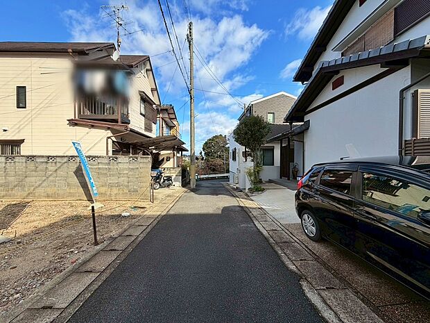【現地前道写真】弊社は毎日新物件の情報を入荷しており、水面下物件も多数!いつ来ても新情報が沢山!住宅ローンのご相談や売却のご相談などご質問にお答え致します。理想のお家探しを全力でお手伝いします!(R7.12撮影)