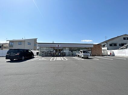 セブンイレブン宇治神明店 667ｍ(徒歩9分)