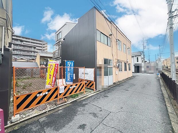 ■お電話でご予約頂けましたら、お仕事終わりの遅い時間などお客様のご都合に合わせてご対応させて頂きますのでお気軽にお問い合わせ下さいませ。
現地(2026年7月)撮影