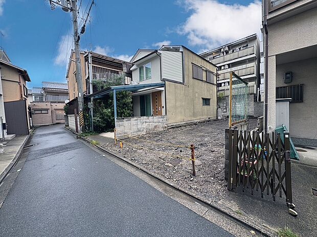 【現地写真】■お電話でご予約頂けましたら、お仕事終わりの遅い時間などお客様のご都合に合わせてご対応させて頂きますのでお気軽にお問い合わせ下さいませ。（現地2025年10月撮影）