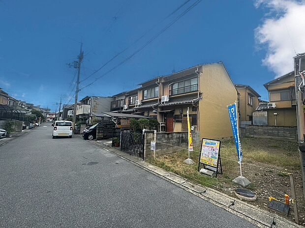 【【前道の様子です！】】池田東小学校まで徒歩10分！栗陵中学校まで徒歩7分！
現地（2025年9月）撮影