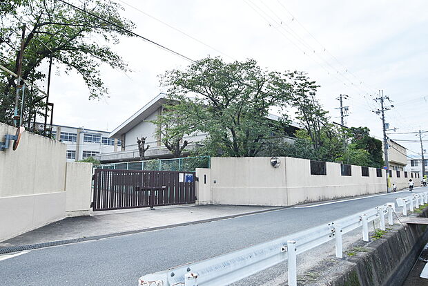 羽束師小学校