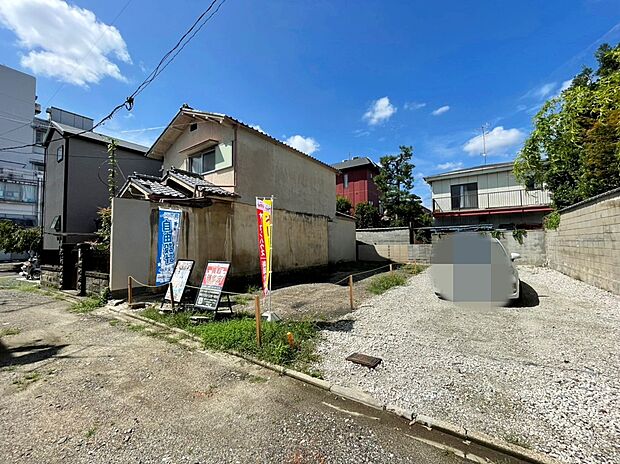 【 【現地】】スーパーやコンビニなど生活に役立つ施設が徒歩8分圏内にございます！
現地（2026年9月撮影）
