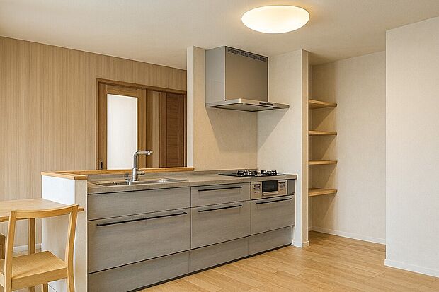 
【内観イメージパース/キッチン】
※イメージパース図のため、実際の色味や材質とは異なる場合がございます