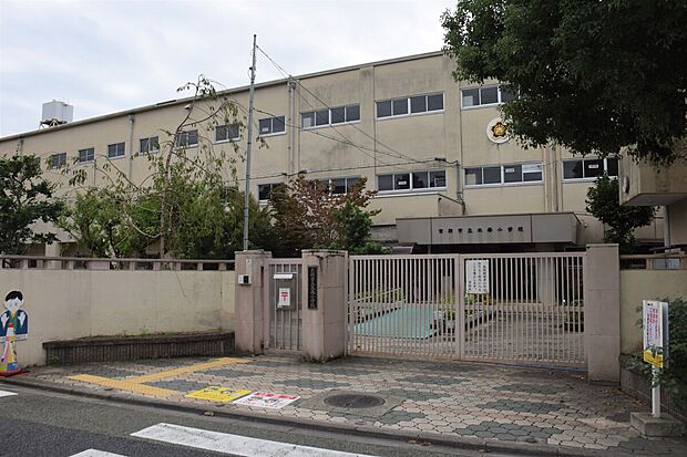 太秦小学校