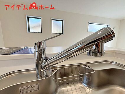 １号棟　浄水器内蔵型水栓