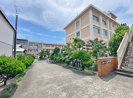 浜松市立可美中学校 2300ｍ(徒歩28分)