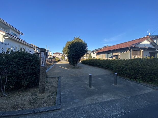 高丘もくせい公園(約280m)