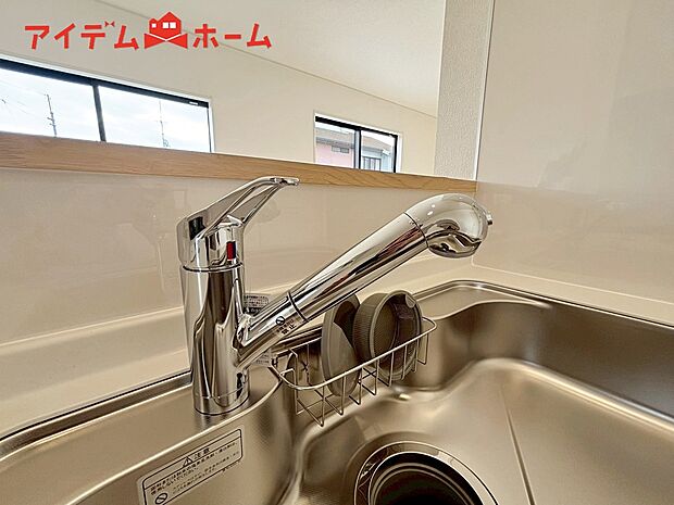 【1号棟 浄水器内蔵型水栓】しっかりと塩素を除去。毎日おいしいお水を楽しめます。
塩素によるお野菜のビタミン破壊も抑止出来ます。