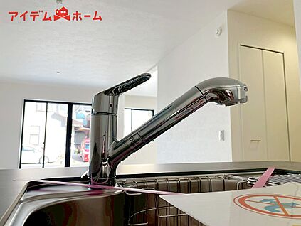 ２号棟　浄水器内蔵型水栓