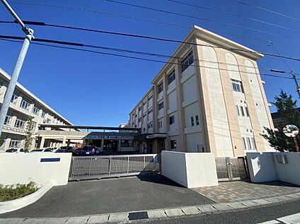 浜松市立与進小学校 900ｍ(徒歩12分)