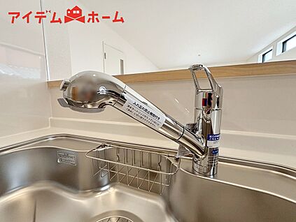 １号棟　浄水器内蔵型水栓