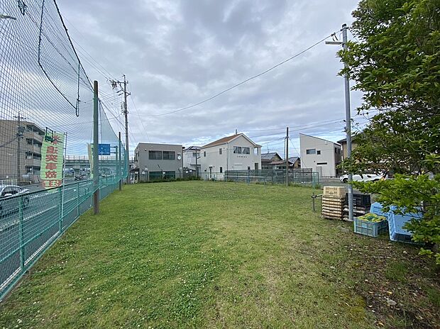 中野町児童遊園地（約320m）