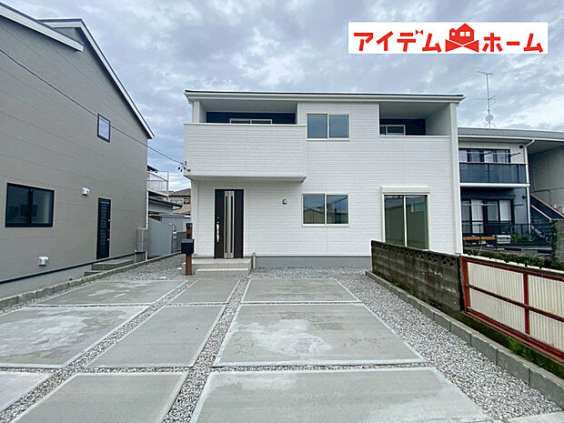 【２号棟　外観写真】当日の案内も可能です♪
お気軽にお問い合わせください！
