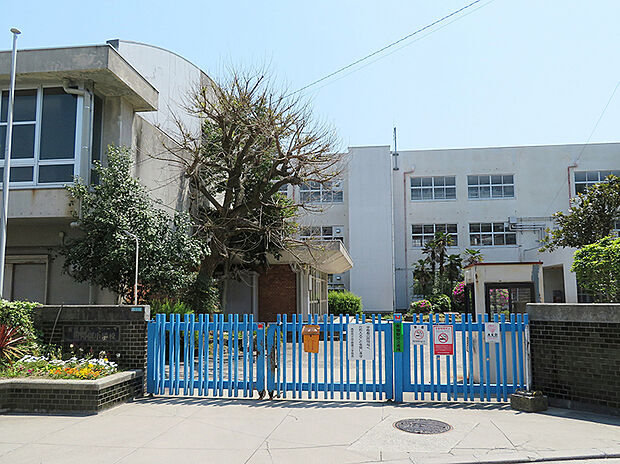 甲陽園小学校（約200m）