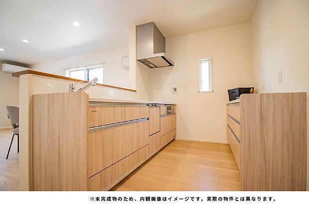 【ママにうれしい機能派キッチン】毎日の料理が楽しくなる、おしゃれで使いやすいキッチン。家事動線も良くママの時短を叶えます。