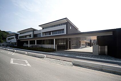 長門市立深川小学校 700ｍ(徒歩9分)