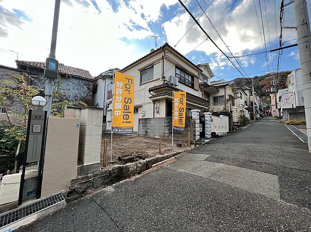 【前面道路含む外観】(3)前面道路を含む外観:王子公園駅 徒歩約15分 三宮アクセス バス停徒歩 約2分
上筒井小学校 徒歩約12分 筒井台中学校 徒歩約13分 コープミニ青谷 徒歩約5分