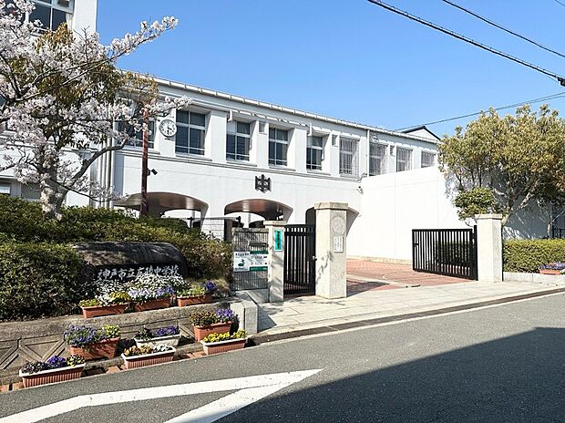 広陵中学校（約960m）