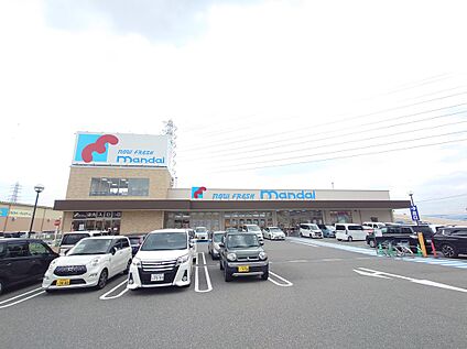 スパー万代 新庄花内店 1000ｍ(徒歩 約14分)