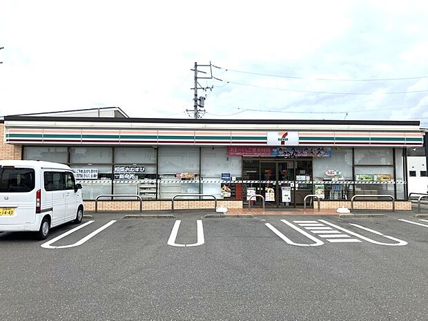 セブンイレブン岐阜中うずら７丁目店（約602m）