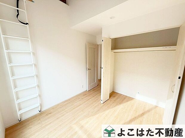 【子供部屋】子ども部屋にもぴったりな明るいお部屋です。