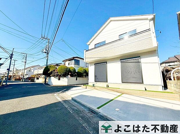 【外観】たっぷりの陽光が入ってくる建物配置です。風通しも良く、気持ちよく過ごせそうです