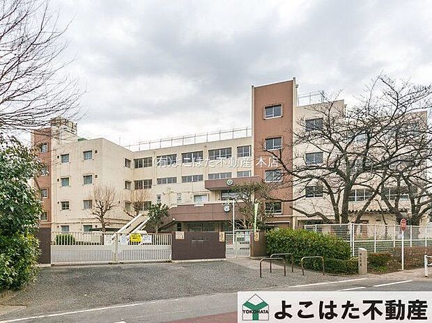 府中市立南白糸台小学校(約823m)