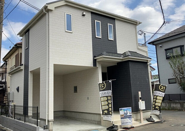 ついに完成致しました！現地をご見学に行く際は、道路の幅や周辺の交通量、施設などをご確認頂くことをおすすめします！物件の流れが早いため、内見をしたい方はお早めに当社営業までお問い合わせ頂きご予約下さい！