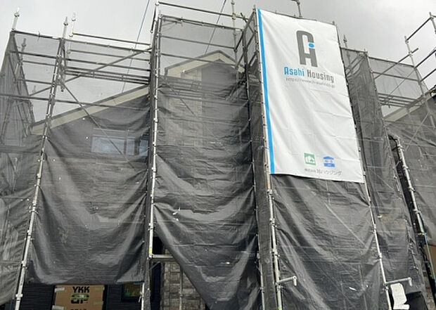 現地をご見学に行く際は、道路の幅や周辺の交通量、施設などをご確認頂くことをおすすめします!ある程度イメージをつけたいという場合は、同売主の施工事例や完成パースもお見せします。