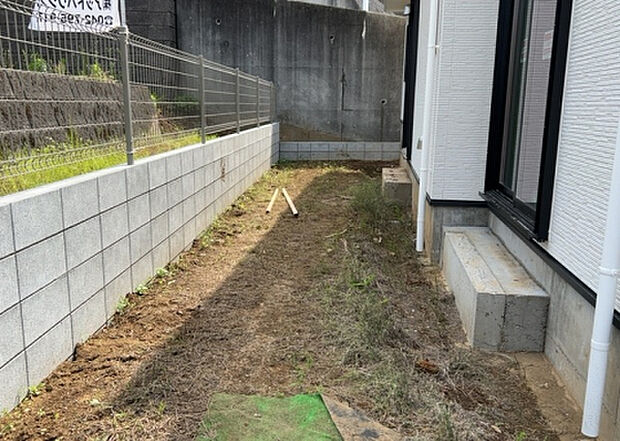 家族でのBBQを行うのであれば3坪程度の広さがあればよいでしょう。ガーデニングや家庭菜園を楽しむ際は、手入れが行き届く範囲にすると安心です。また、庭のある方角や接道が気になる方は事前に確認しましょう。