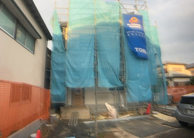 入浴時の快適さも大事なことですが、綺麗な状態を維持できなければ気持ちよく入浴できません。毎日の掃除が楽という点は大事なポイントになります！カビが生えにくく掃除がしやすい、壁や浴槽を選ぶといいでしょう。