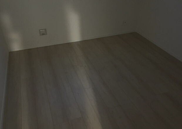 【子供部屋】子供が何人でも年齢によっては、受験時にしっかり壁のある個室があった方が良い場合もあります。難しい問題ですが、兄弟の人数や、性別や年齢差によって状況が異なりますので、数年後のこともしっかり考えましょう。