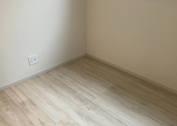 【子供部屋】子供が何人でも年齢によっては、受験時にしっかり壁のある個室があった方が良い場合もあります。難しい問題ですが、兄弟の人数や、性別や年齢差によって状況が異なりますので、数年後のこともしっかり考えましょう。