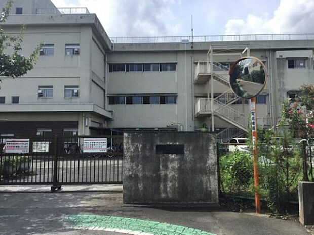 共和小学校(約770m)