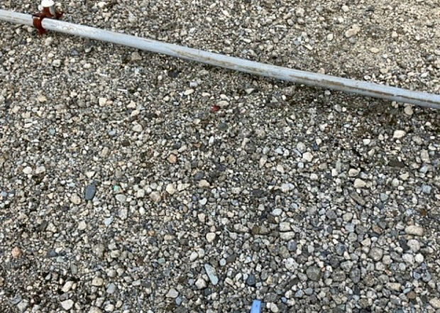 【駐車場_2】駐車場と明記されていても、最小スペースでつくられた駐車場だと大型車は駐車できなかったり、出入りしにくくなったりする可能性があります。お車のサイズと購入したい物件の駐車場のサイズを現地で確認しましょう。