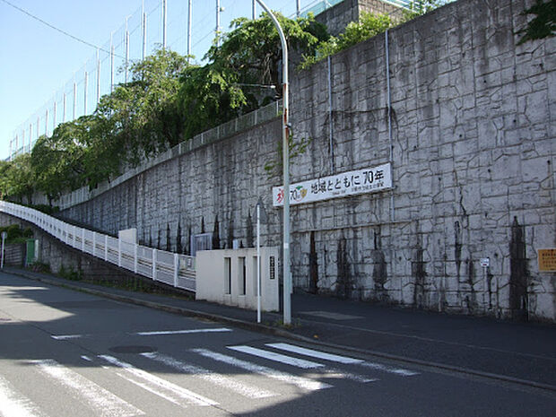 川崎市立柿生中学校（約2,599m）