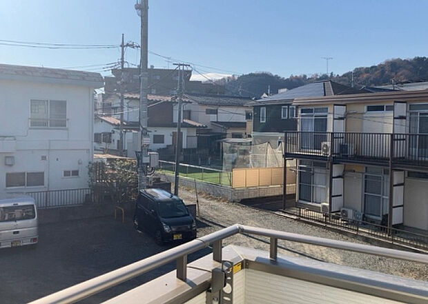 【物件からの展望】眺望を気にして物件を探す場合、前面に建物が建っていないか現地で確認しましょう!前面に建物があると景色はもちろん、日当たりや風通しにも影響が出てきます。住んだ時のことを想像しながら現地見学をしましょう。