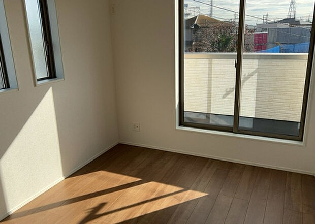 【子供部屋】子供が何人でも年齢によっては、受験時にしっかり壁のある個室があった方が良い場合もあります。難しい問題ですが、兄弟の人数や、性別や年齢差によって状況が異なりますので、数年後のこともしっかり考えましょう。