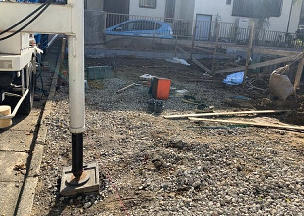 【その他設備】敷地内には、散水栓や立水栓があります。水道水を直接利用できるため、水を運ぶ手間を省くことが出来ます。大量の水を必要とする洗車作業や清掃などに役立ちます。その他設備とあわせて、現地でご確認ください。